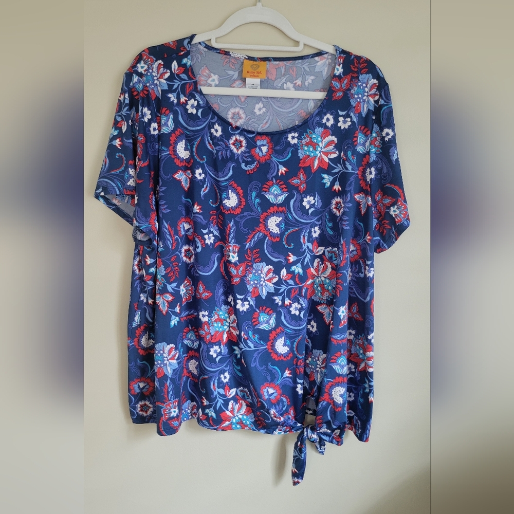 Ruby Rd. Relaxed Blue Floral Short Sleeve Top